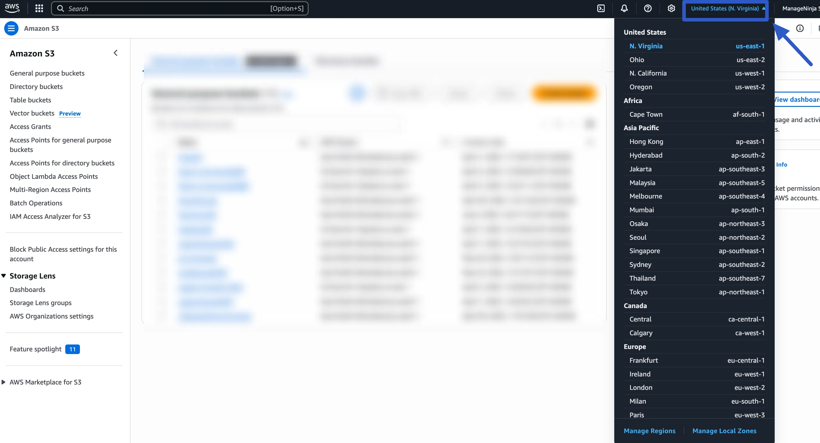Choosing a region in the AWS console